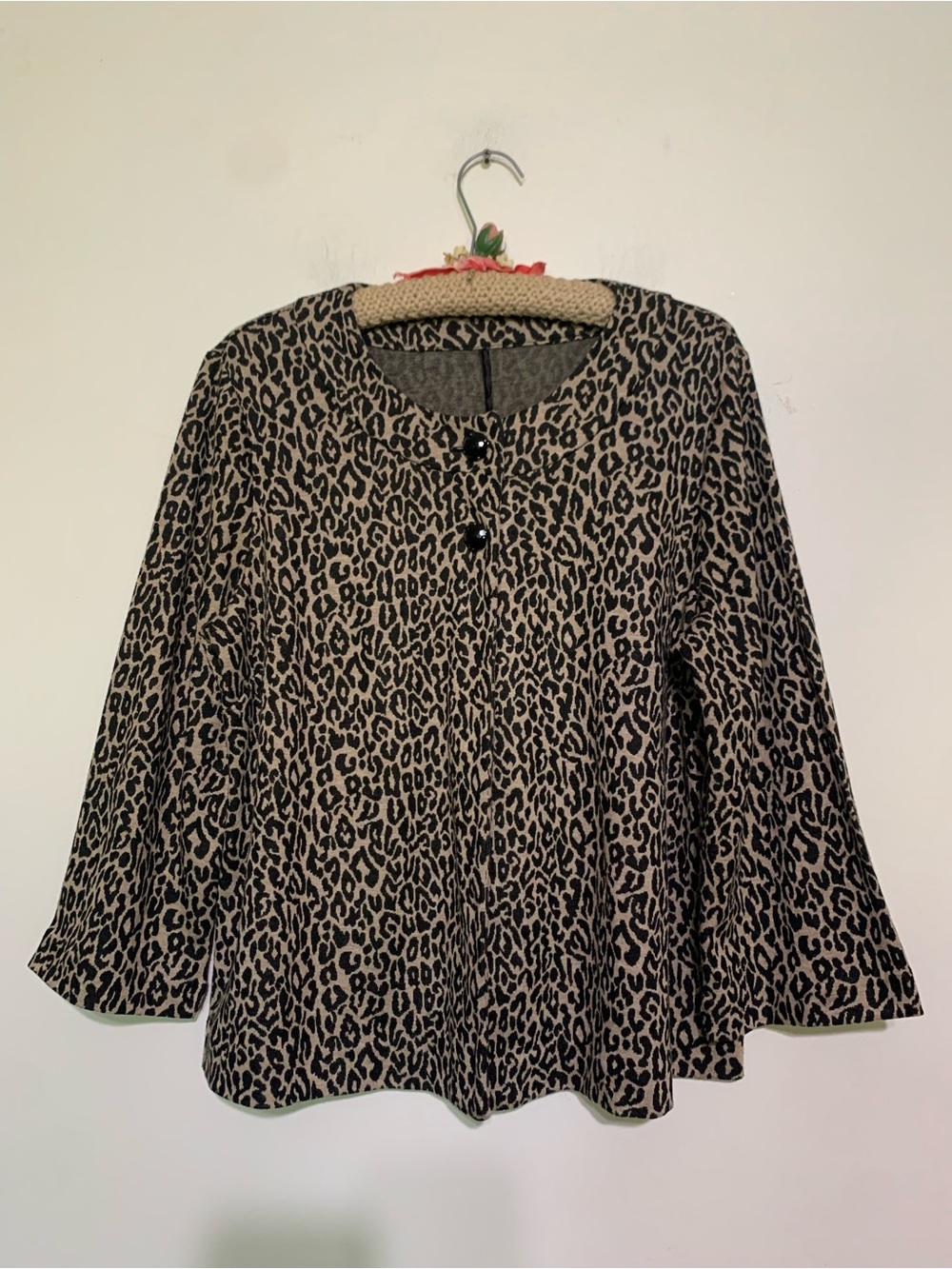 Jaclyn Smith - Leopard
Animal Print Black / Brown
Swing Jacket - Size Large